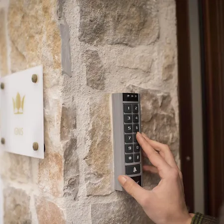 La Dimora Del Principe לינה וארוחת בוקר 4*